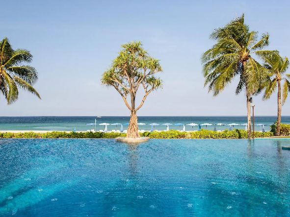 5* Katathani - Thailand Package (7 Nights)