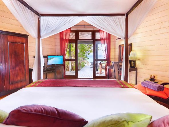 4* Komandoo Maldives Island Resort - Maldives Package (7 Nights)