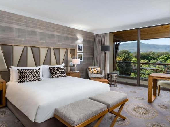5* Arabella Hotel, Golf & Spa - Kleinmond Package (2 Nights)