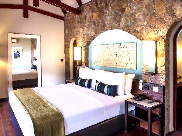 4* Paradise Sun - Seychelles Package (7 Nights)