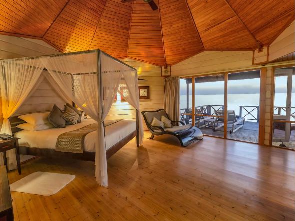 4* Komandoo Maldives Island Resort - Maldives Package (7 Nights)