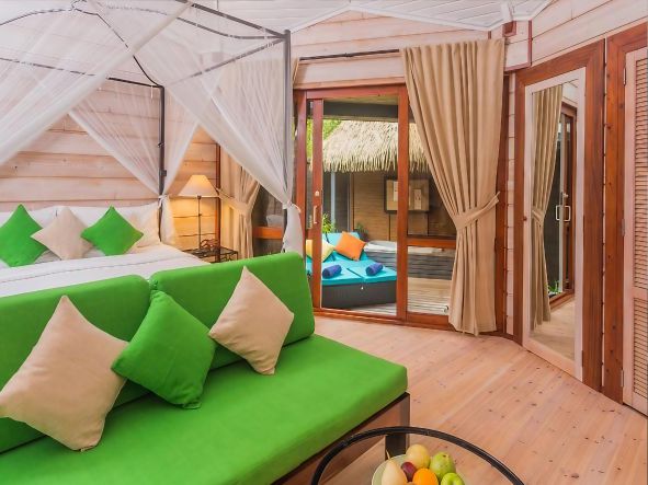 4* Kuredu Island Resort & Spa - Maldives Package (7 Nights)
