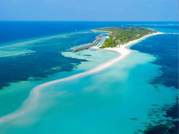 4* Kuredu Island Resort & Spa - Maldives Package (7 Nights)
