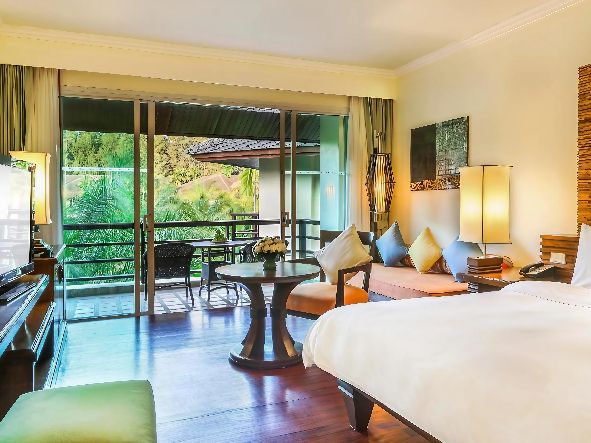 5* Robinson Khao Lak - Thailand Package (7 Nights)