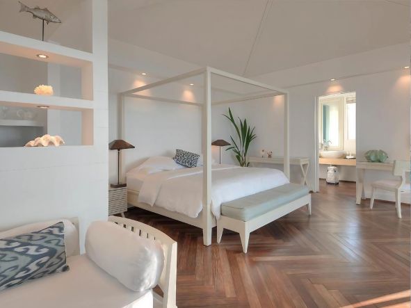 5* Diamonds Thudufushi - Maldives Package (7 Nights)