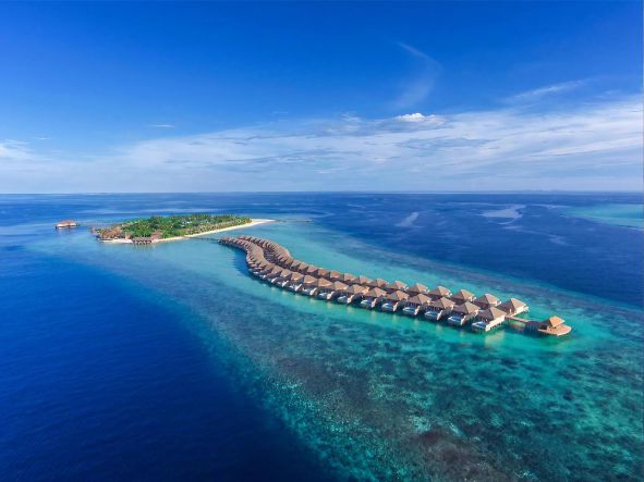 5* Hurawalhi Island Resort - Maldives Package (7 Nights)