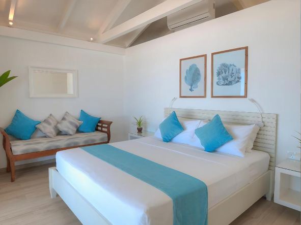 4* Sandies Bathala - Maldives Package (7 Nights)