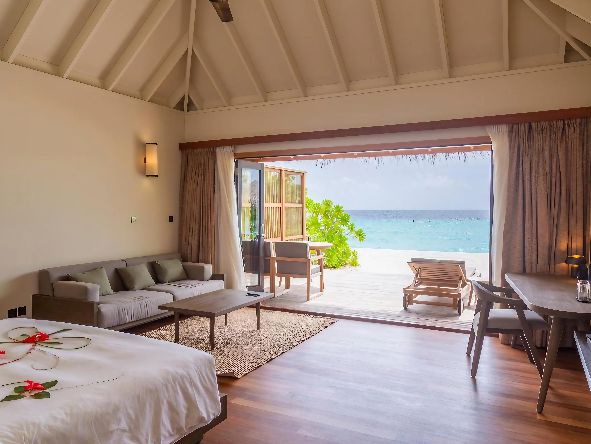 5* Veligandu - Maldives Package (7 Nights)