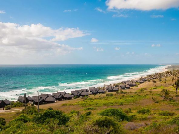 4* Massinga Beach Lodge - Mozambique Package (5 Nights)