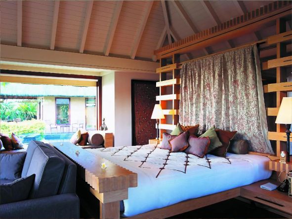 5* Deluxe The Oberoi Beach Resort - Mauritius Package (7 Nights)