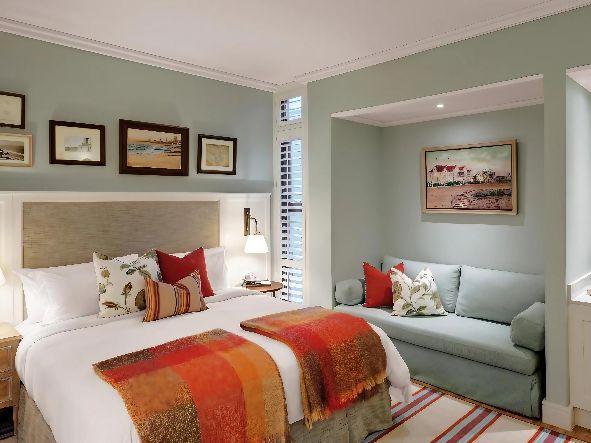 4* Strand Hotel Swakopmund - Namibia Package (4 Nights)