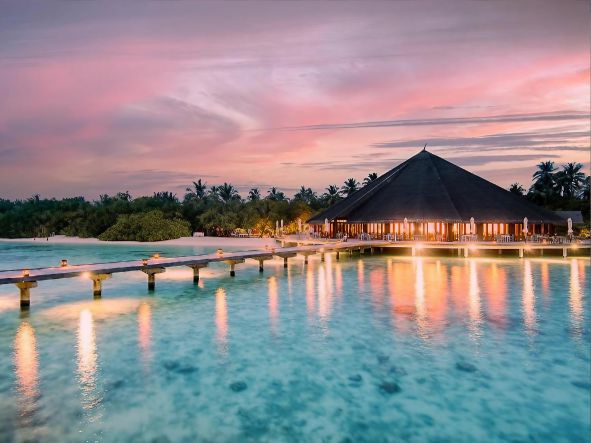 5* Hideaway Beach Resort & Spa - Maldives Package (7 Nights)