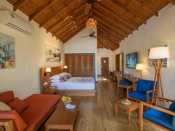 4* Reethi Faru Resort - Maldives Package (7 Nights)
