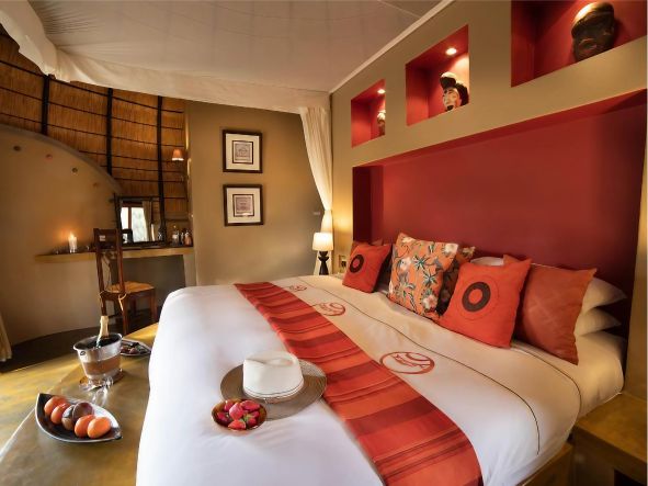 5* Hoyo Hoyo Safari Lodge - Kruger National Park Package (2 Nights)