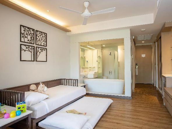 5* Katathani - Thailand Package (7 Nights)