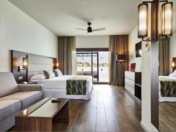 4* Riu Atoll Hotel - Maldives Package (7 Nights)