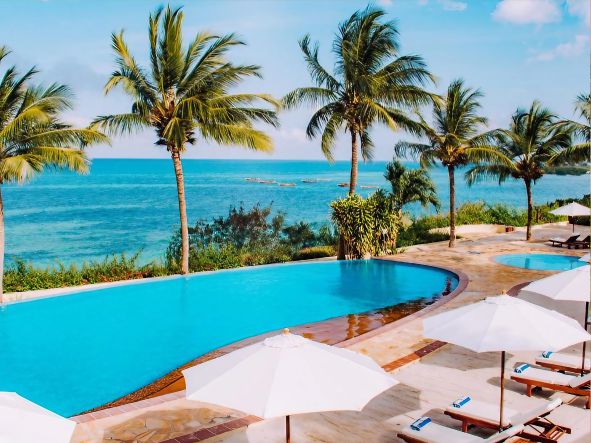 4* Sea Cliff Resort & Spa - Zanzibar Package (7 Nights)