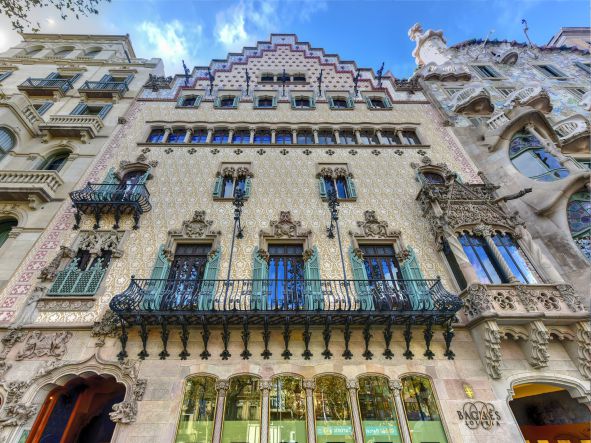 4* Viva Espana - Barcelona & Madrid Package (6 Nights)