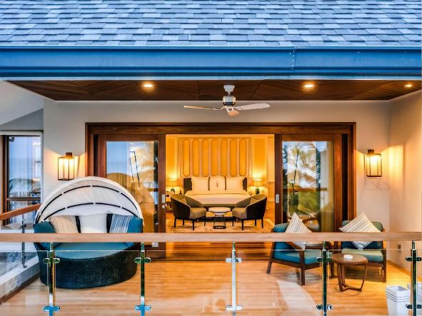 5* Hideaway Beach Resort & Spa - Maldives Package (7 Nights)