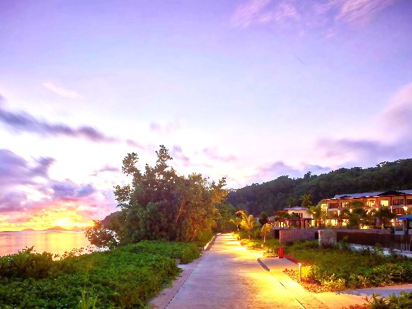 4* Canopy by Hilton - Seychelles Package (7 Nights)