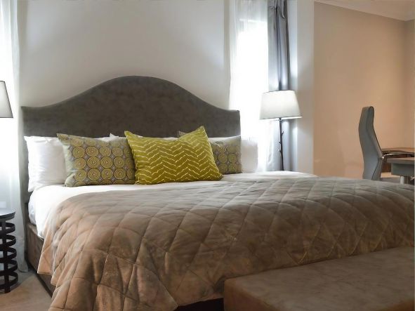 4* Indaba Hotel & Chiefs Boma African Themed Restaurant Buffet Dinner