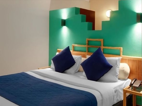 4* Adaaran Select Meedhupparu - Maldives Package (7 Nights)