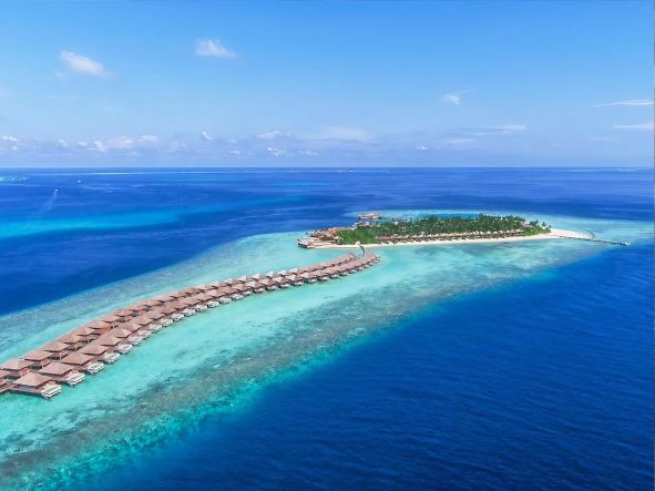 5* Hurawalhi Island Resort - Maldives Package (7 Nights)