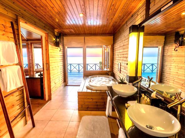 4* Komandoo Maldives Island Resort  - Maldives Package (7 Nights)
