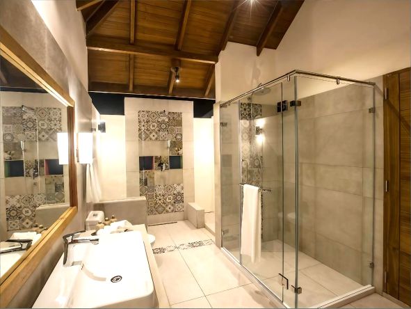 4* Reethi Faru Resort - Maldives Package (7 Nights)