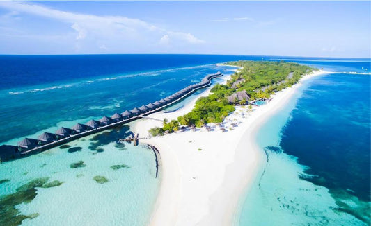 4* Kuredu Island Resort & Spa - Maldives Package (7 Nights)