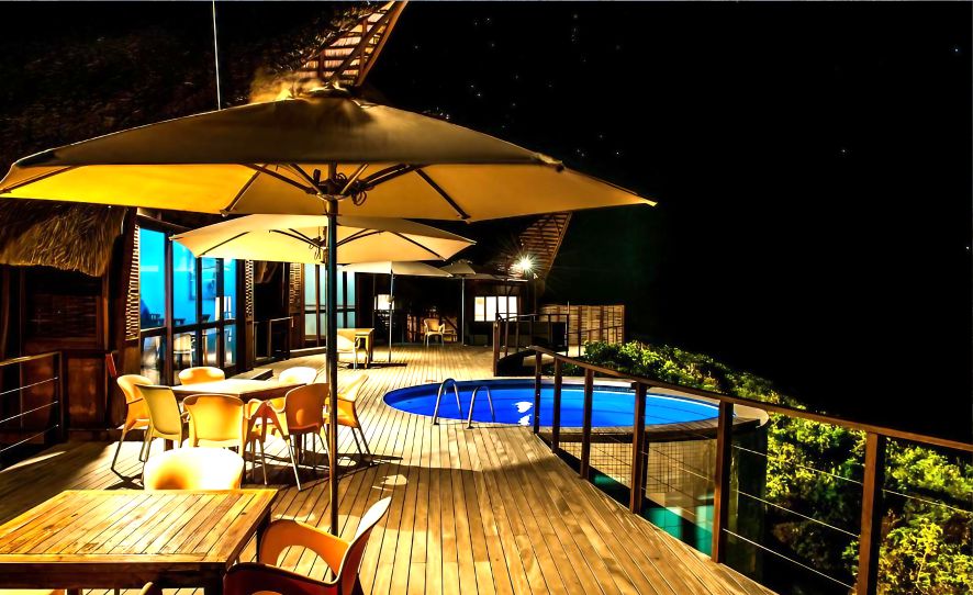 4* Massinga Beach Lodge - Mozambique Package (5 Nights)
